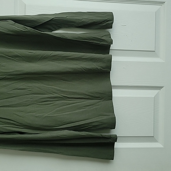 Time and Tru V Neck Long Sleeve Top - Picture 6 of 9